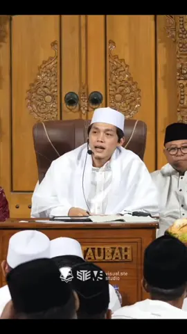 rutinan malam Jumat pembacaan maulid simtudduror markas majelis Sabilu Taubah 