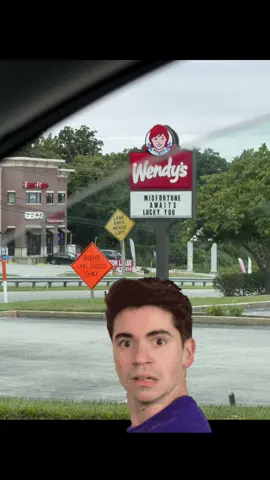 Wendy’s telling people futures 😂😂