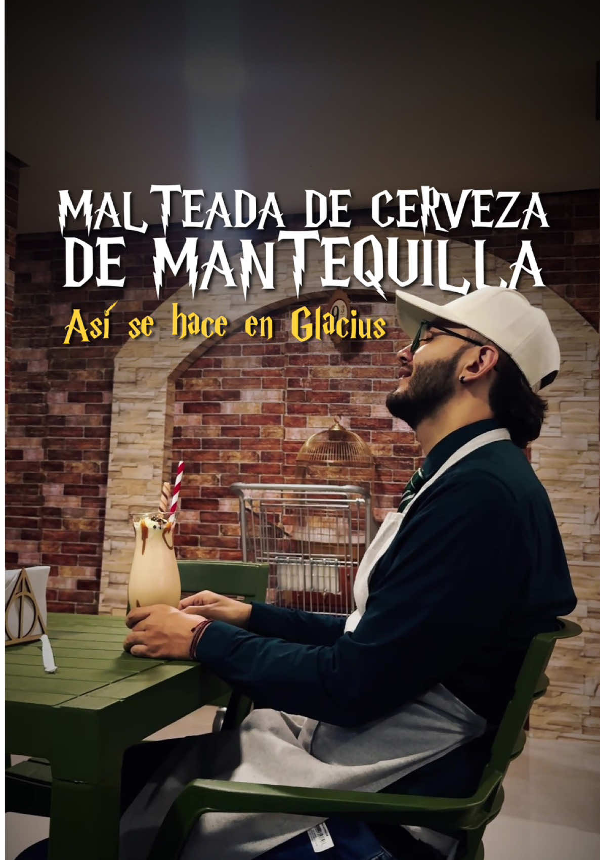 🪄✨ Directo desde Hogsmeade hasta Medellín ✨🪄 La malteada de Cerveza de Mantequilla ya es real en Glacius 🍺🍦💫. Dulce, espumosa y con todo el encanto de la bebida favorita de los magos ⚡🧙‍♂️. ¿Listo para tu primer sorbo? 👀✨ 📍 Cl. 67 # 47-79 – Manrique #Glacius #Medellín #Manrique #HarryPotter #CervezaDeMantequilla 