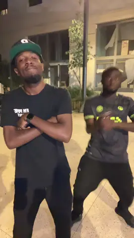 Regarder, je croise qui @Mr Charger t’es une galère 🤣🔥 #newtrend#newmusic#charger#pourtoii 