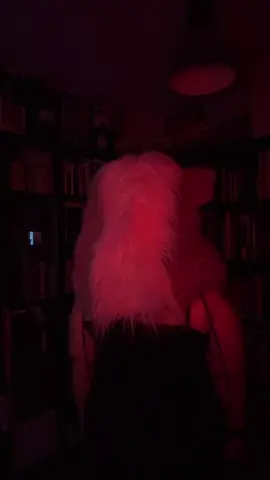 So I made a comment about this scene in one of my other posts, so I couldn’t help it . This scene from Full Metal Alchemist will never not be horrifying. Poor Nina and Alexander.  ##cosplay##furby##fullmetalalchemist##creepy