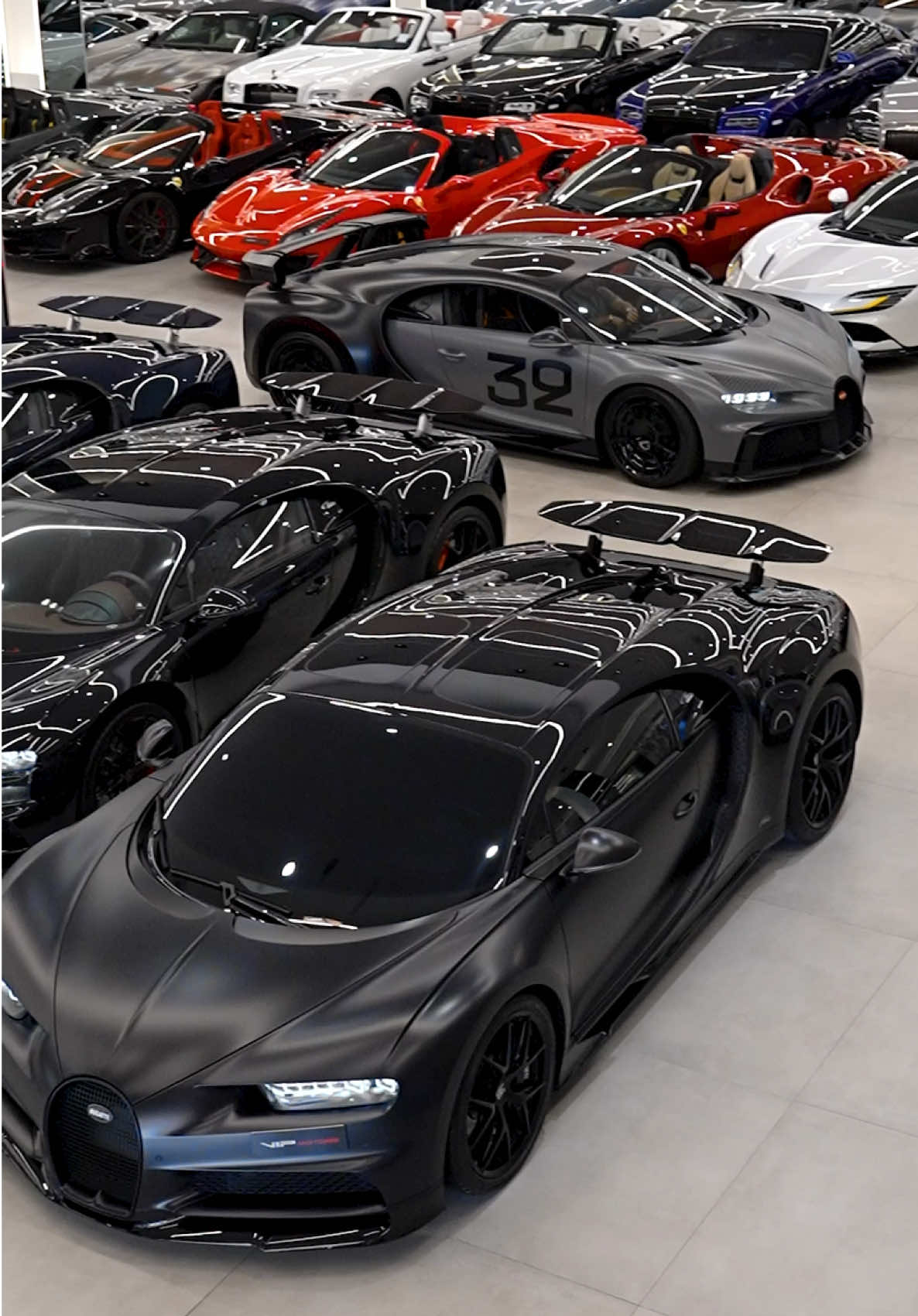 Ultra Exclusive 1 of 3 Bugatti Chiron Pur Sport Grand Prix Sur Mesure #vipmotorsuae #dubai 