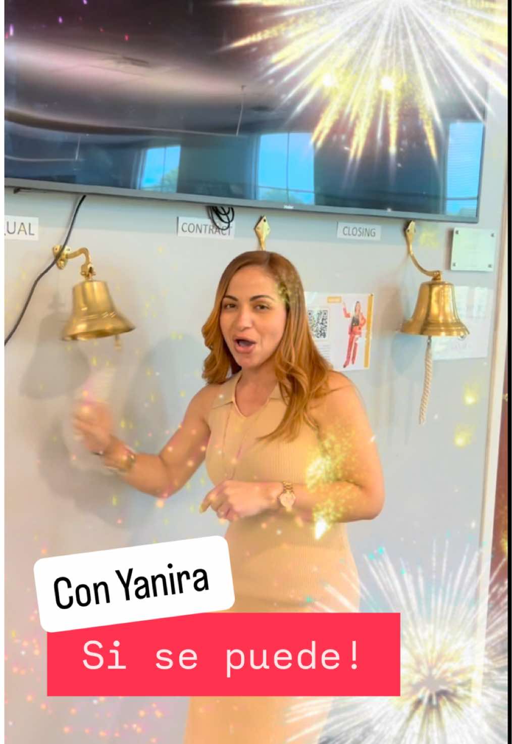 ¡𝐐𝐮é 𝐚𝐥𝐞𝐠𝐫í𝐚 𝐜𝐨𝐧𝐭𝐚𝐫 𝐜𝐨𝐧 𝐮𝐧 𝐞𝐪𝐮𝐢𝐩𝐨 𝐢𝐧𝐜𝐫𝐞í𝐛𝐥𝐞 𝐝𝐞 𝐩𝐫𝐨𝐟𝐞𝐬𝐢𝐨𝐧𝐚𝐥𝐞𝐬 preparados para ayudar a toda nuestra comunidad que confía en nosotros! 🙌 En Yanira Team nos sentimos orgullosos de contar con un grupo de expertos apasionados, comprometidos y siempre listos para brindar la mejor asesoría a nuestra comunidad. 🙌🏡 Porque con Yanira… ¡sí se puede! 💪🏡✨ #YaniraTeam #QueenHomes #SiSePuede #YesWeCan #Breakthrough #ComprarCasaEsPosible #EquipoYanira #CasaDeTusSueños #ExpertosEnBienesRaíces #YaniraSuarez