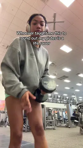 It looks dumb but MY WORD I’ve truly started seeing a difference  #GymTok #Fitness #glutesworkout #legday #fyp 