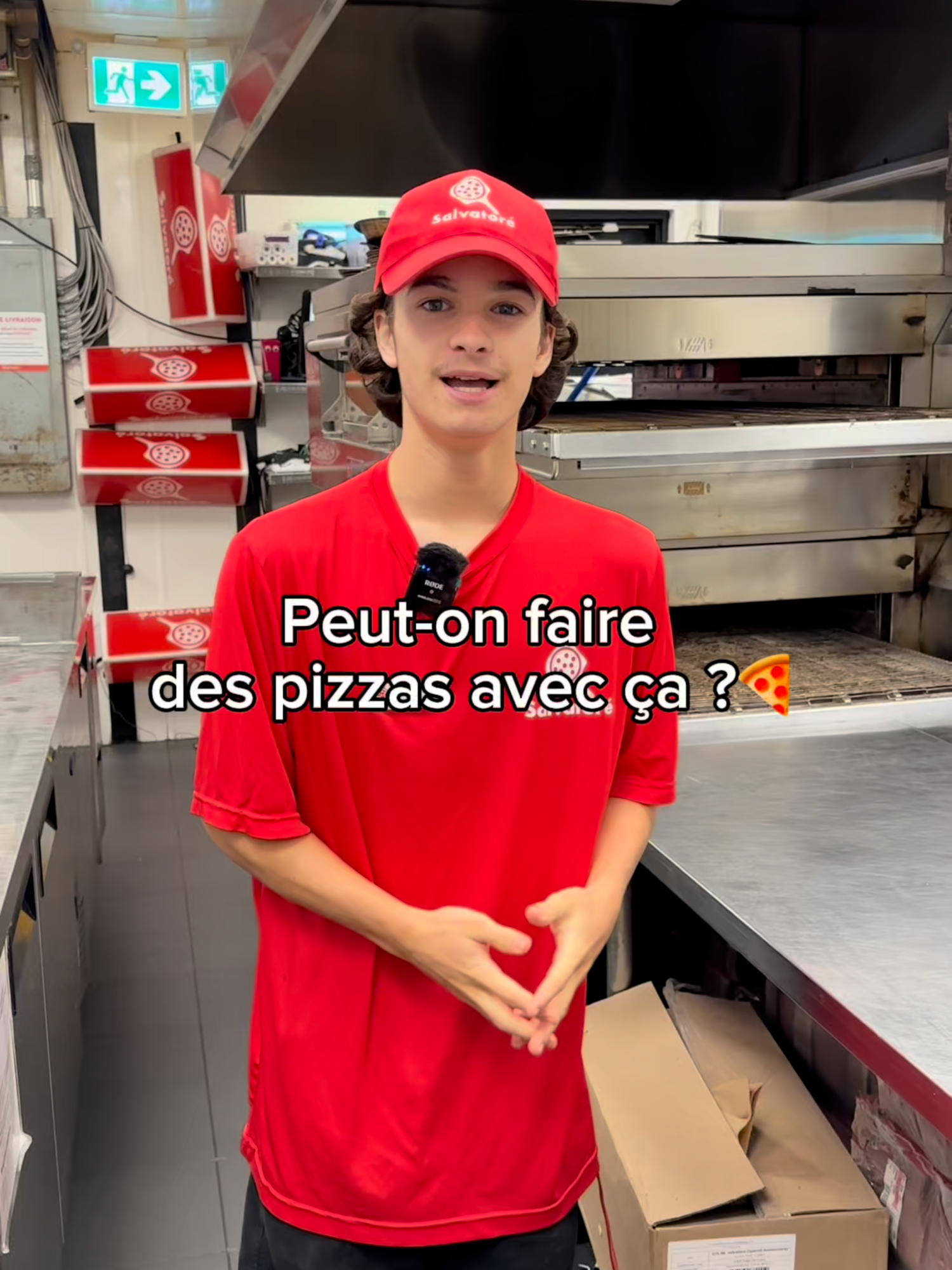 Retour en enfance avec ça… Qui s’en souvient ? 🥹 #pizzaburger #pizza #pizzasalvatoré #quebec #qc