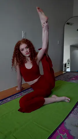 #yogaposes #movement #inspiration #workout #Fitness #mobility #balance #restore #meditation 