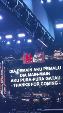“Pemalu bukan berarti tak berani, hanya tahu kapan harus menjaga hati.” #mrparty 
