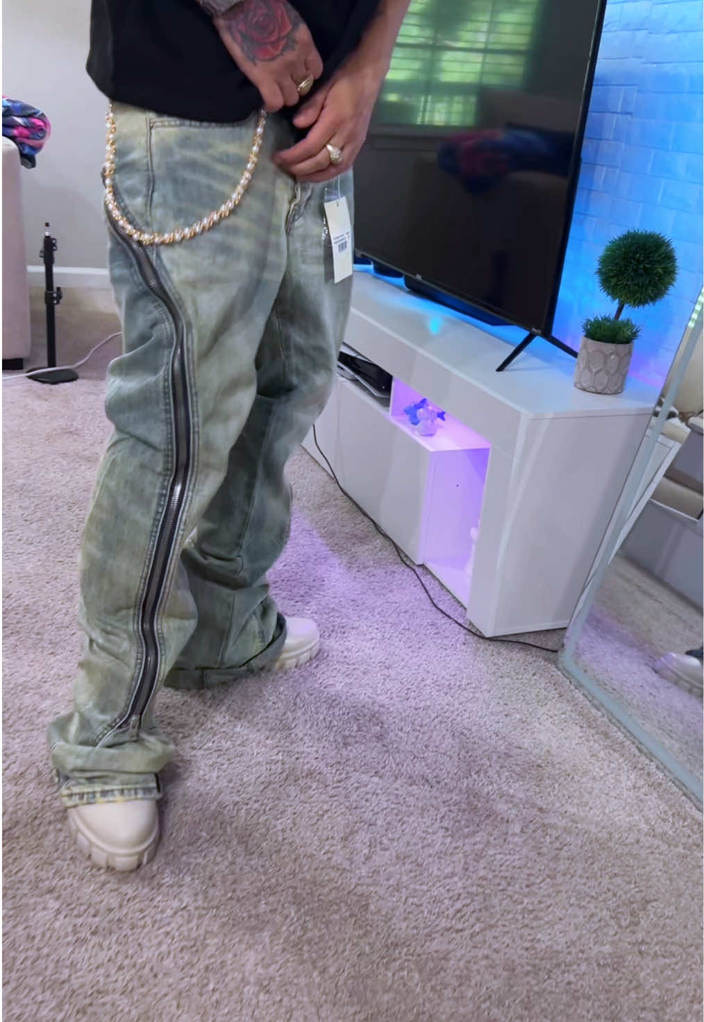 Nice jeans 🔥 #tiktokshop #jeans #funnyvideos #viralvideo #fyp 