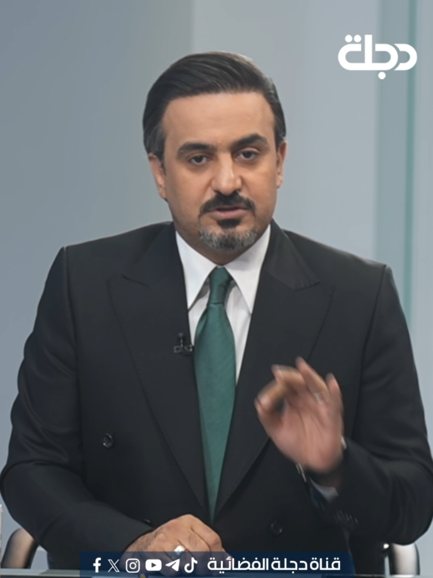سامر جواد يستهل الحلقة باستعراض معلومات خاصة عن مصير قانون الحشد