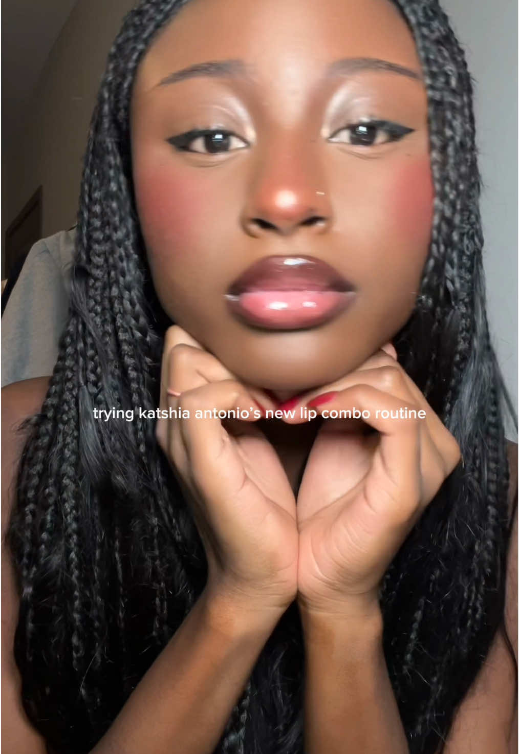 1st product: @LA COLORS Cosmetics perfect precision eyeliner pencil in dark brown 2nd: @Maybelline NY superstay lipliner crayon in 165 3rd: @lacolors sheer moisturizing lipgloss