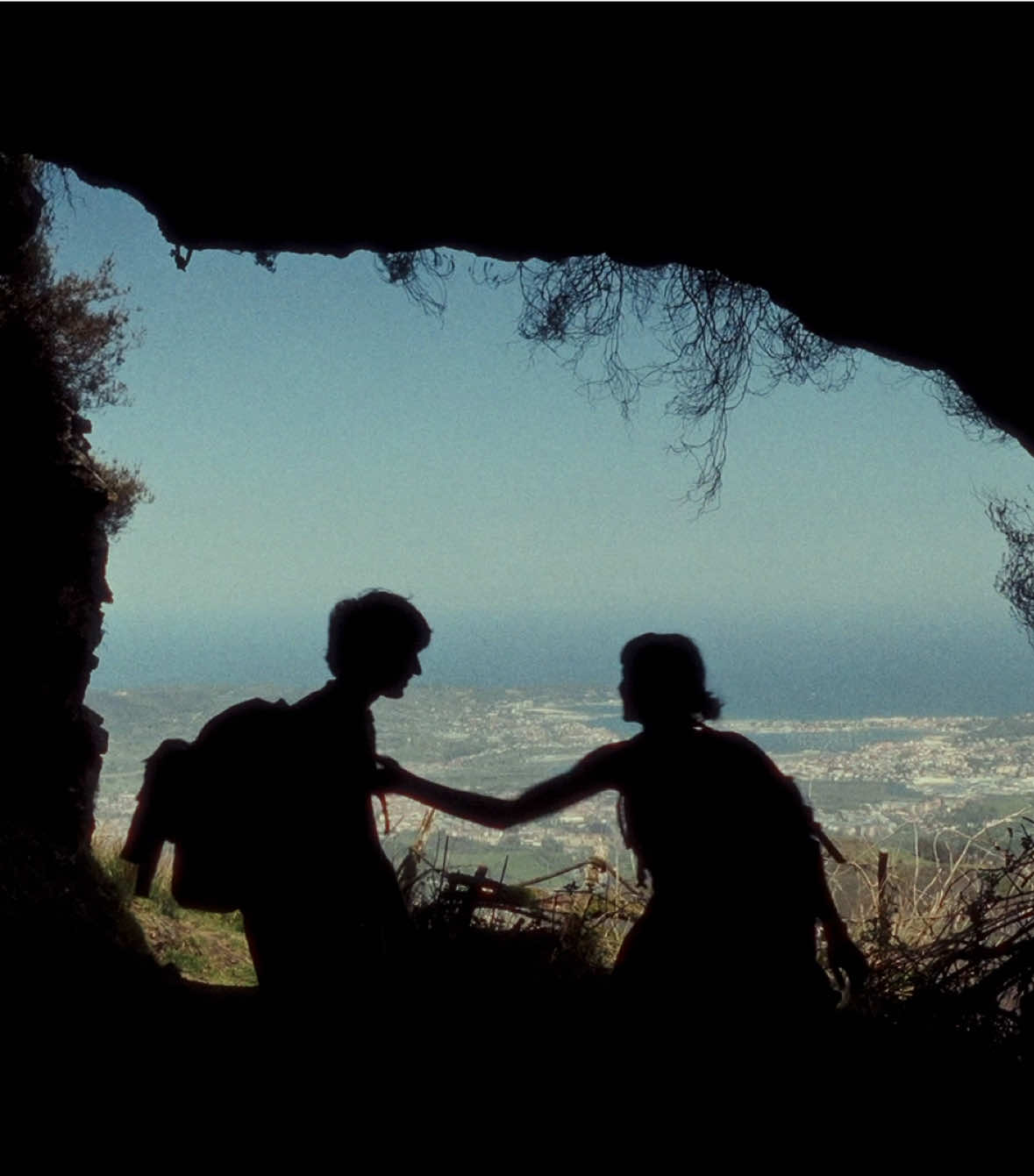 Love playing with shadows #filmaker #fyp #cinematography #videography #cinematic @Dysnouzz ! 