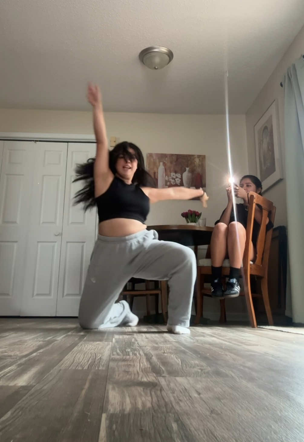 had to give my bestie a live performance 🖤✨ dc @Ivana Santacruz #dancer #shakira #latina #shewolf 