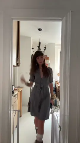 🎩 