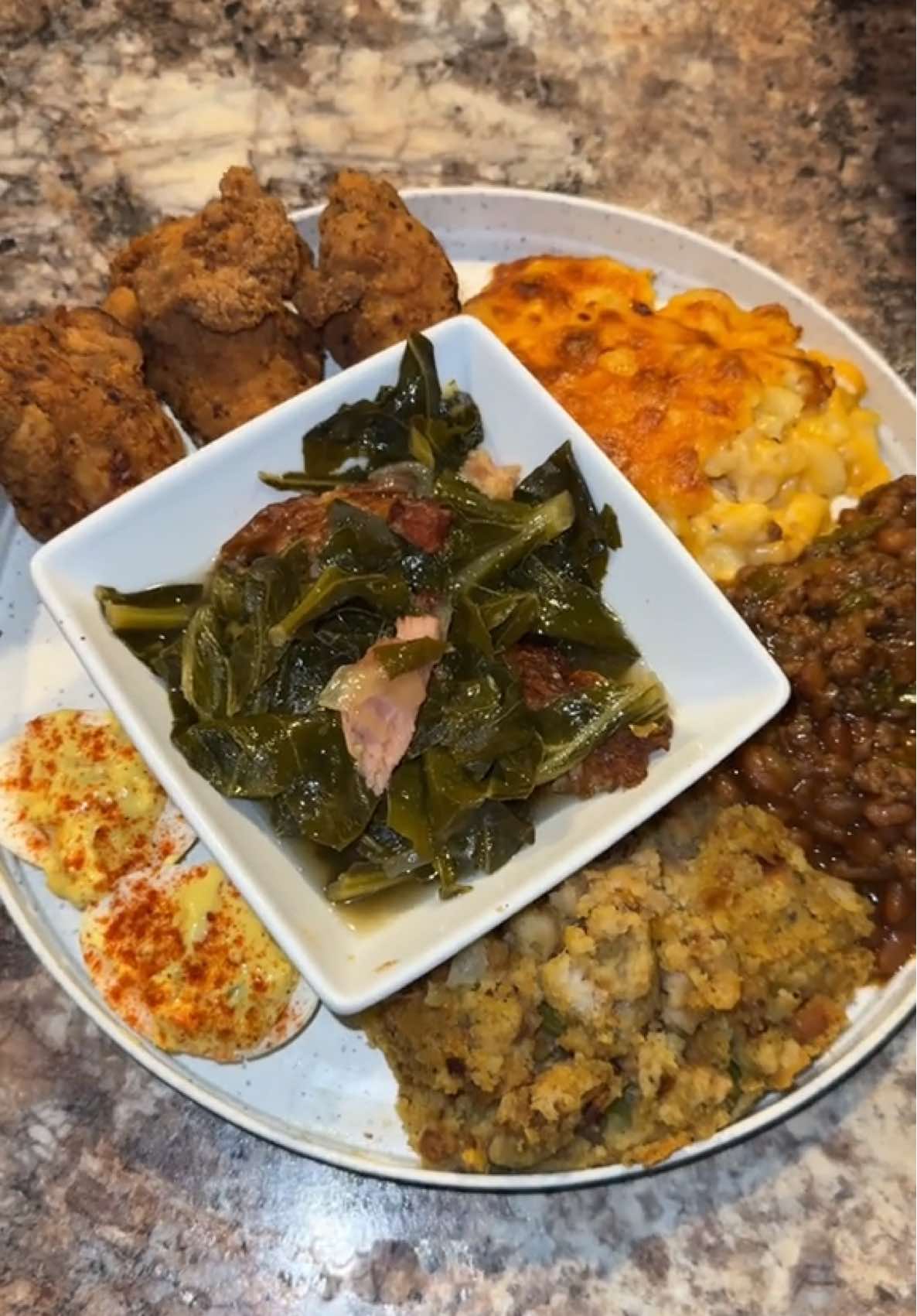 Cooking all this on a Wednesday was kinda crazy 😂😩🤤#fyp #cookwithme #soulfood #thanksgivingdinner 