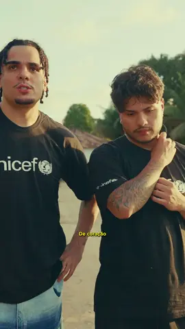 Um convite carregado de responsabilidade, propósito e esperança! ✨ O UNICEF cuida de todos os aspectos da vida de uma criança seja no Norte, no Nordeste ou nas quebradas das grandes cidades. Pra ficar por dentro dessa corrente do bem, cola com a gente e já fica de olho no #UNICEF ❤️‍🔥 #podpah 