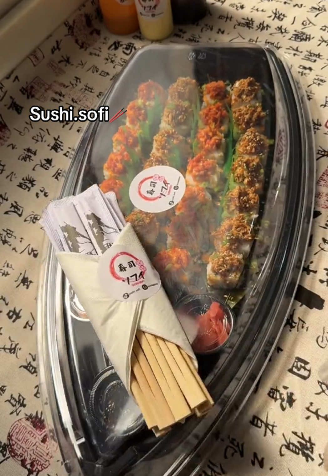 تجهيز طلبات 🤍 @sushi_sofi #هواجيس #sushi #طبخات #food #fyppppppppppppppppppppppp 