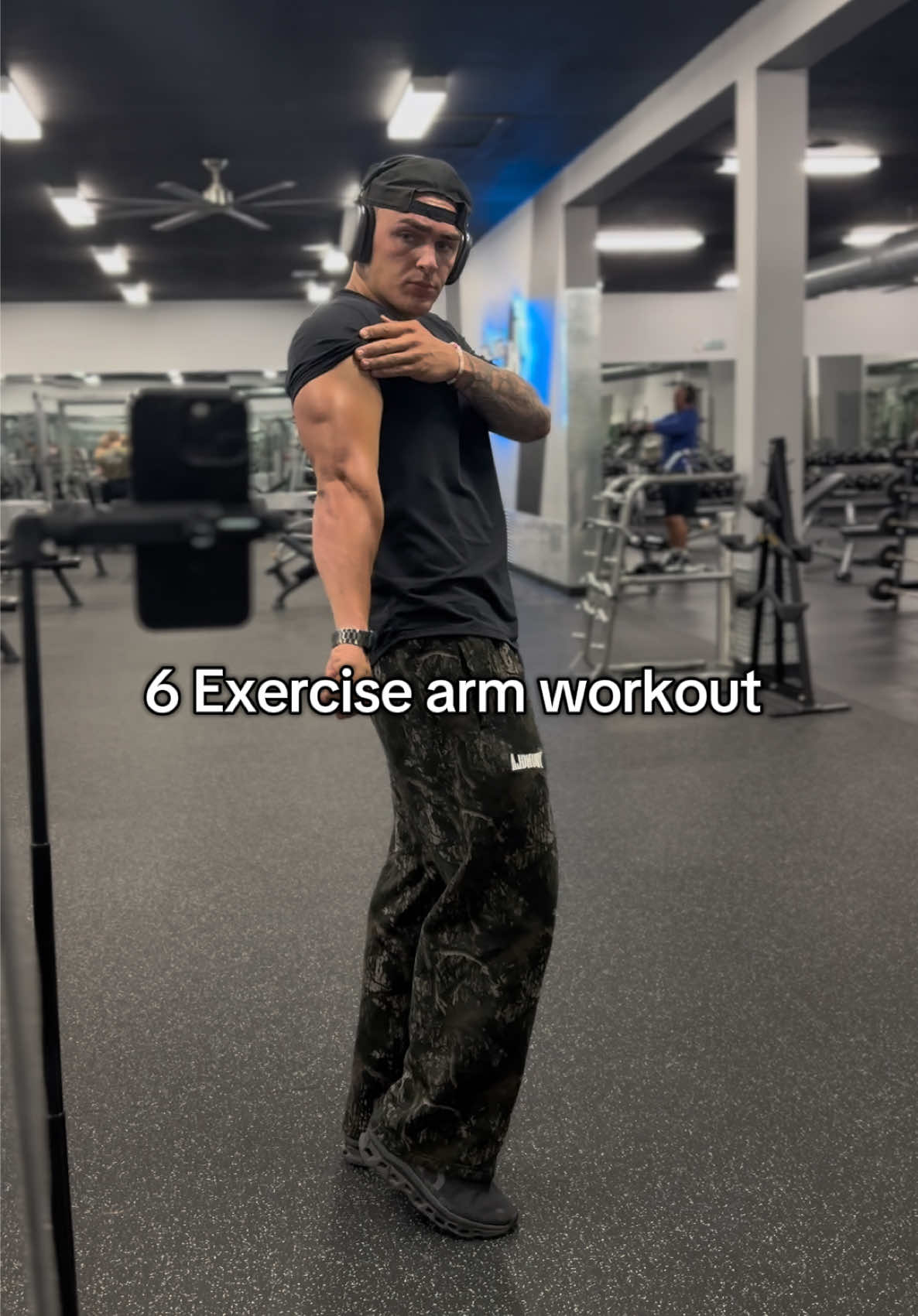 Here is my full arm day routine. This will give you an insane pump 👌 #gym #motivation #armworkout 