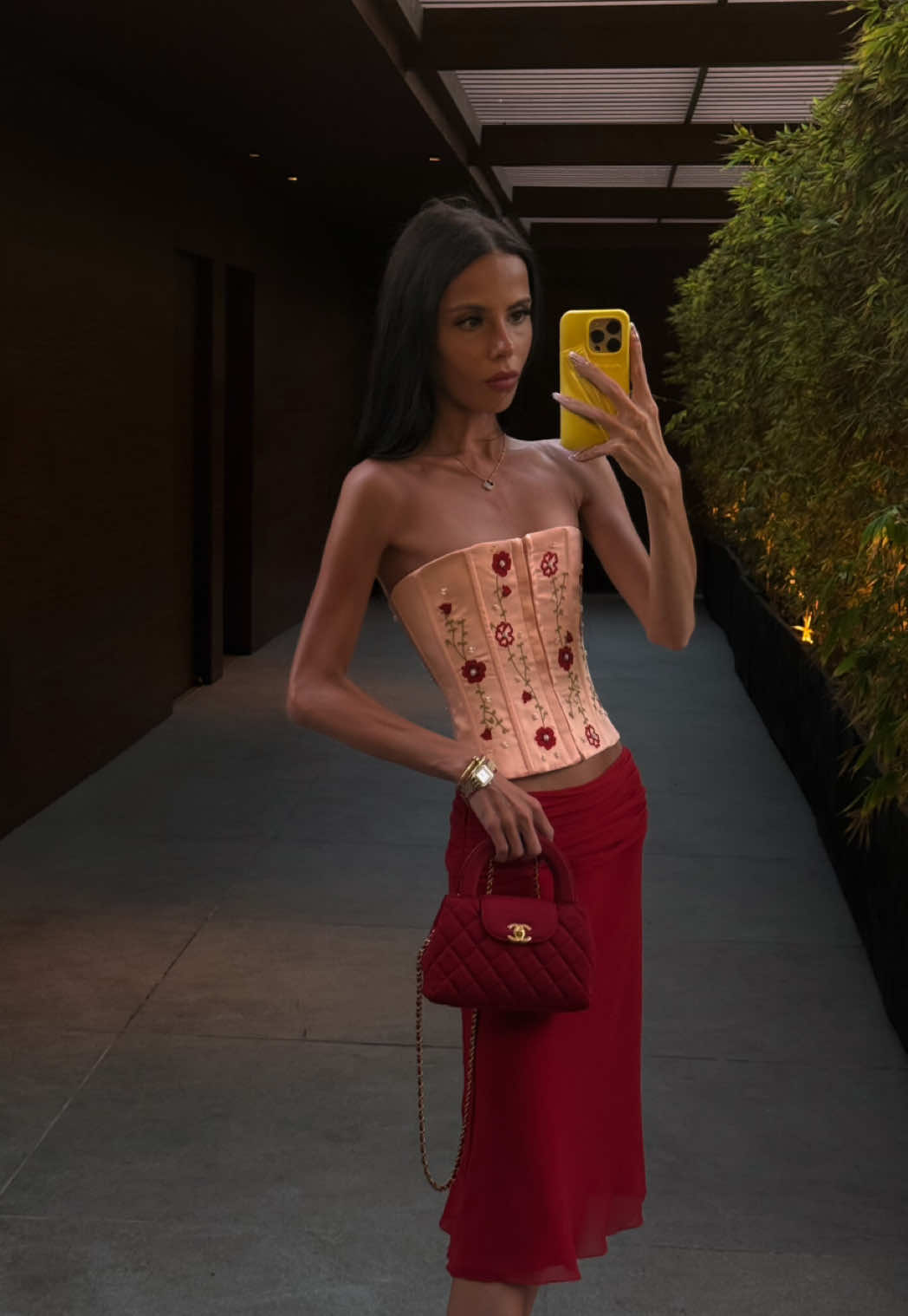 Do you know about the red theory #thatgirlaesthetic #luxurylifestyle #outfitinspo #chanel #luxuryaesthetic 