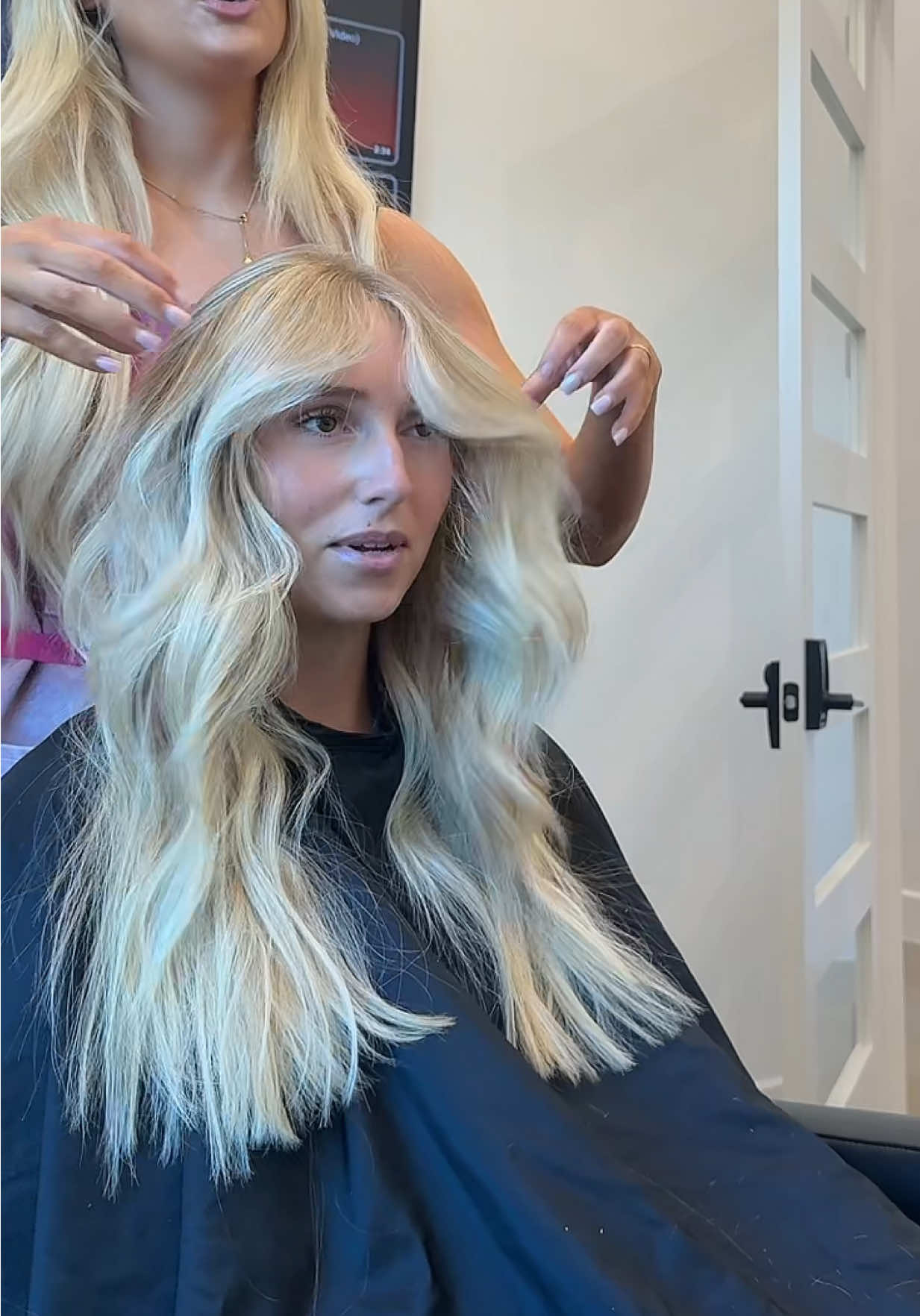 Did yall miss the vlogs??  #dallasblondespecialist #DallasBlondes #BlondeSpecialist #BlondeTransformation #dallasextensionspecialist 