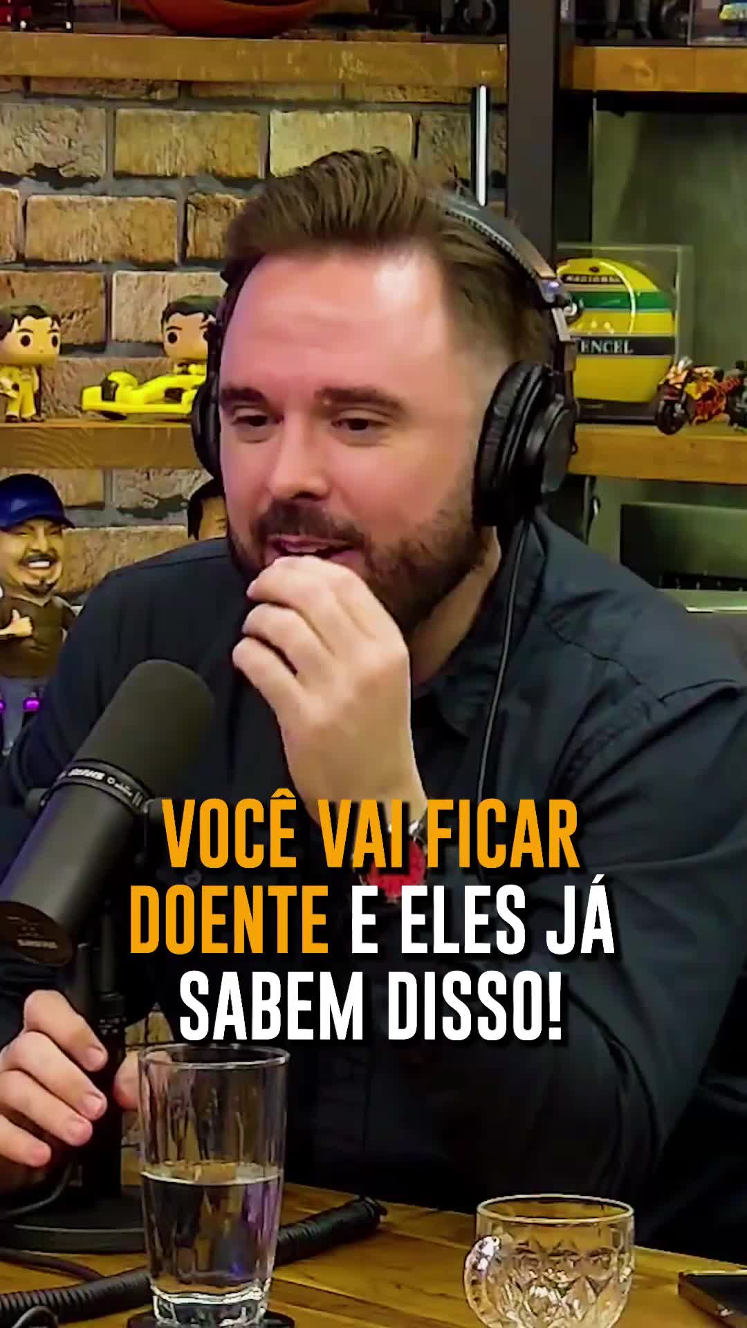Eles estão prevendo uma sociedade doente… E você está incluso nessa estatística! A indústria farmacêutica com a indústria de alimentos são aliados quando o assunto é LUCRO, e isso está acontecendo porque cada vez mais as pessoas estão se alimentando mal e desenvolvendo mais doenças. Como fazer essa previsão se alterar? Mudando a sua alimentação para que você viva com mais saúde 🤘 Me siga no YouTube para aulas gratuitas e conteúdos mais profundos. É só digitar 