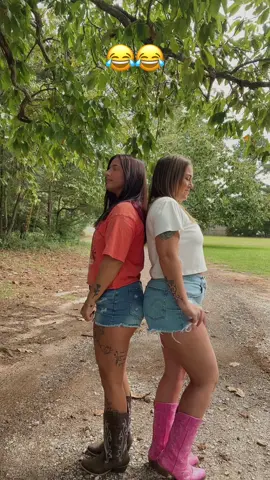 Last blooper then I’ll post the real one 😂 #contentcreator #countrymusic #dance #tiktokdances #blooper @ᛕꪖꪗꪶꪖ ✿ 