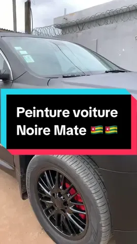 Peintre Auto au Togo 🇹🇬. Pour tout vos travaux de peinture veiller nous contacter sur le 98065268. #showbizz00 #tiktoktogo🇹🇬 #universtogolais🇹🇬 #peinture 