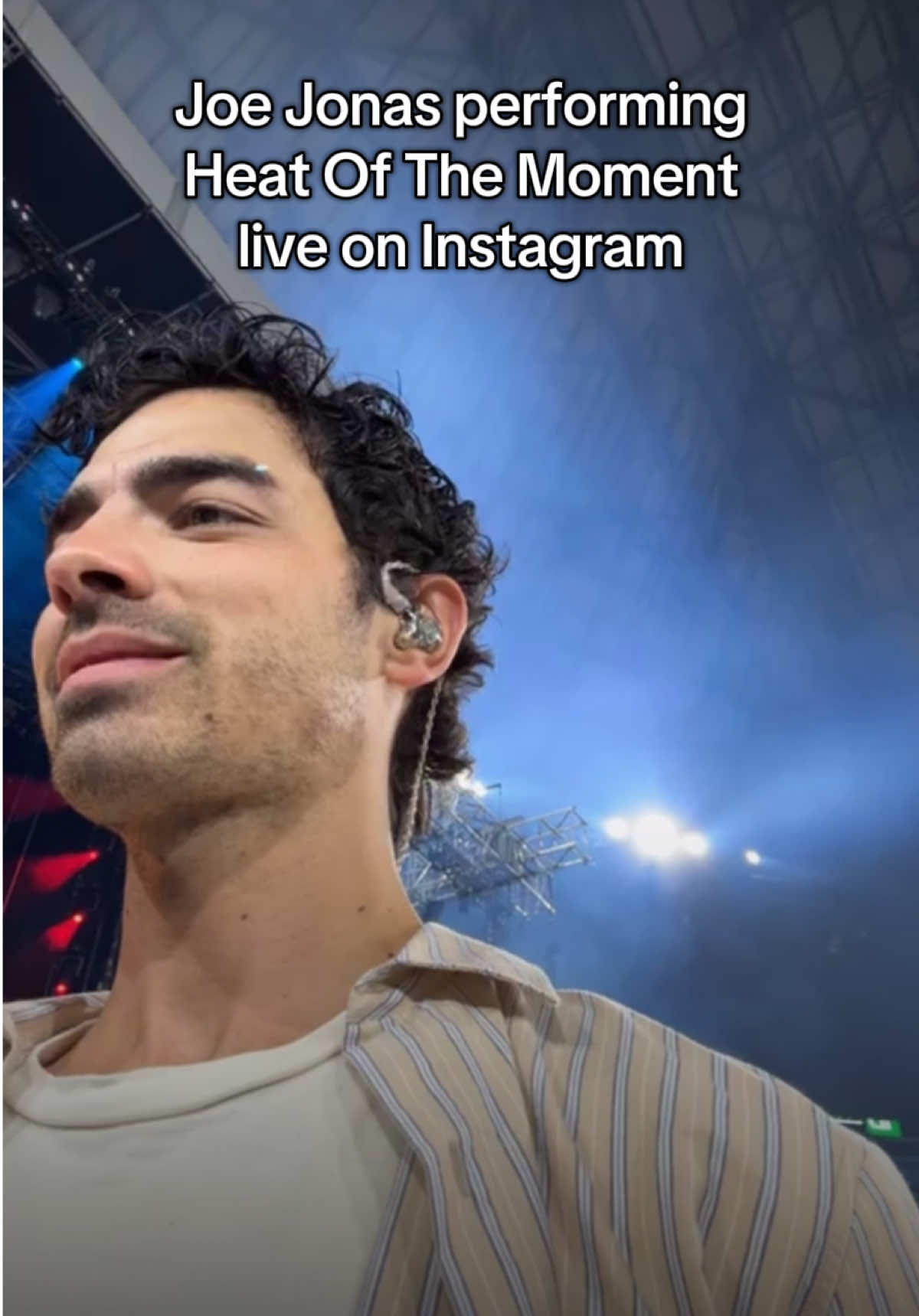 Joe Jonas singing Heat Of The Moment on Instagram Live. Blowing a kiss to his daughters was the absolute cutest @Jonas Brothers @joejonas @Cup of Joe #jonasbrothers #joejonas #heatofthemoment #livestream #rehearsal 