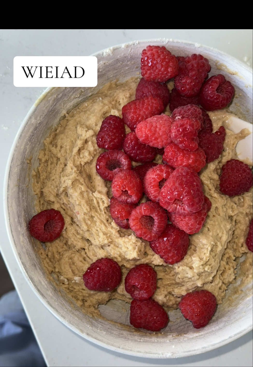 What I eat in a day 🍅🫐🍰 such a yummy full day of eating!! Recipes in bio 🫶🏼 @freshthymemarket @RXBAR @Amylu Foods | Real Ingredients @good culture @foodforlifebaking @The Coconut Cult @Crumbl @Mary’s Gone Crackers @Jeni’s Splendid Ice Creams  #wieiad #whatieatinaday #wieiadrealistic #mealideas #mealprep 