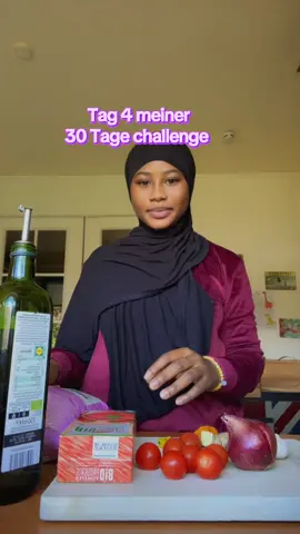 Kochen verbindet Kulturen 💛 Heute habe ich für meine Gastfamilie ein Stück Ghana nach Deutschland gebracht! 🌍🍲❤️ #creatorsearchinsights #viral_video #30dayschallenge #learngerman #cookingformyfamily 