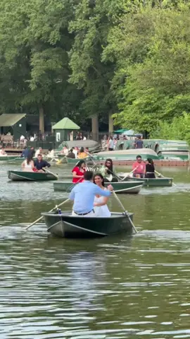 My best friend ♥️ #fiance #bestfriend #nyccentralpark #centralpark #nycboats #centralparkboathouse 