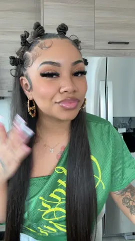 Do yall like my hair ???