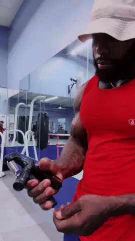 Let’s work🔥🔥 #fypシ #fyp #hellotiktok #GymTok #gymshark #fitbeast #fitnesstips #fypforyoupage 