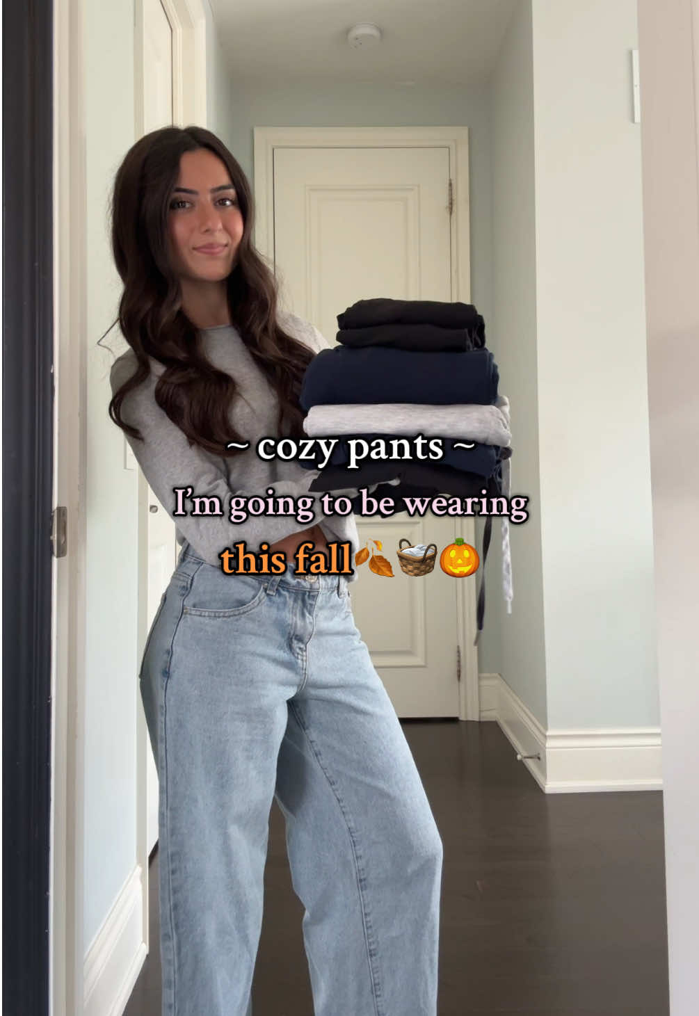 aritzia is responsible for 99% of my fall wardrobe #falloutfits #outfitinspo #sweatpants #aritzia #loungewear 