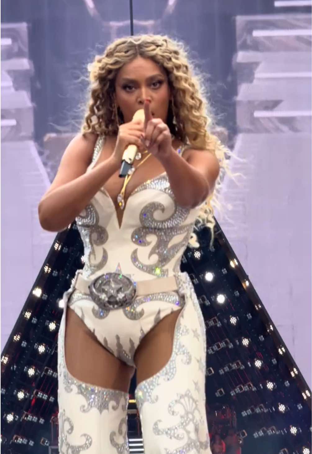 FREE. #beyonce #cowboycarter #cowboycartertour #fyp #freedom 