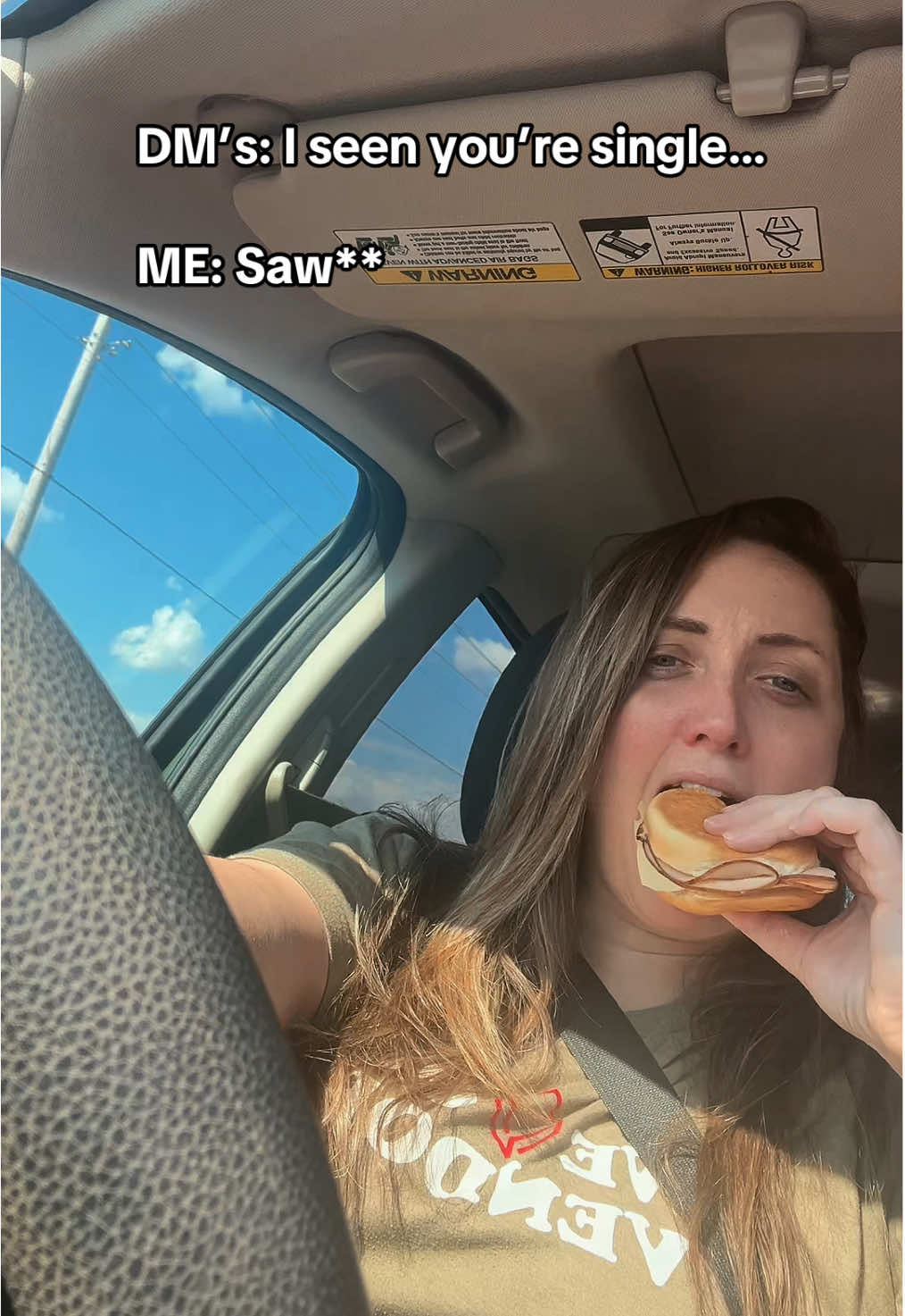 That checks out… 💅🏻 #datinginyour30s #singlehumor 