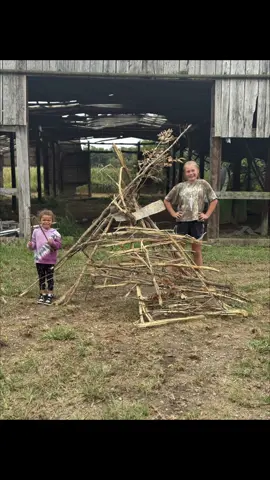 Built their own fort today. 💪🏼 #girlpower #girlmom #building #strong #fort 
