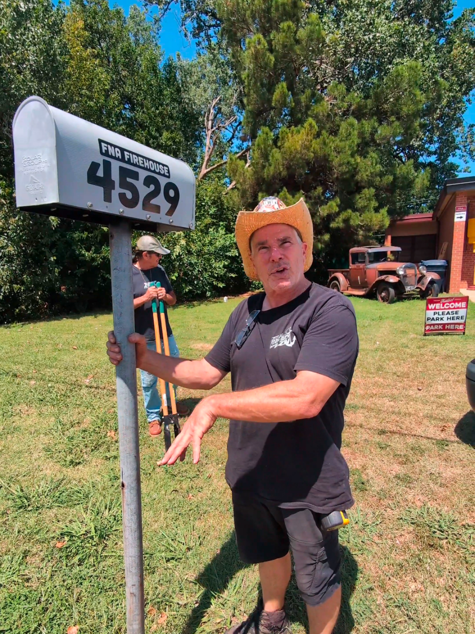 Someone ran over our mailbox at the #fnafirehouse 😅😩 We got a new/old one installed 🤠 Let's see how this No Concrete thing works out 🧐 @Lou @AZN 