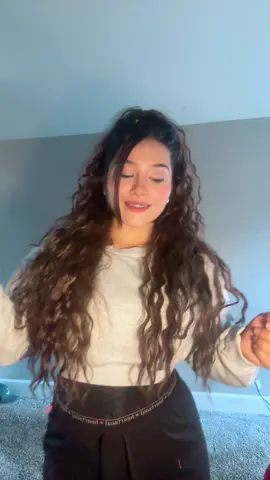 #algorithm #algoritmo #algoritmotiktok #ejerciciosconselena #alesanderyangel 