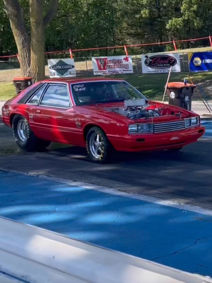 Red Big Block Ford Powered Mustang Burnout at the Dragstrip! #2hacksgarage #cartok #dragstrip #horsepower #dragracing #bigblock #ford #mustang #red #fordmustang #burnout