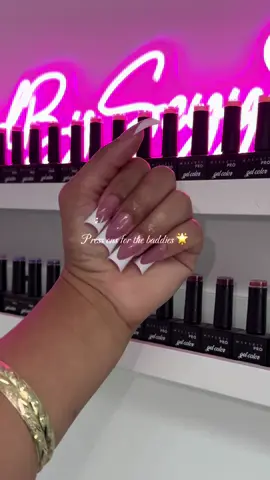 @novoovonails_us TEA 🍵🌟  #nailtok #nailtech #ducknails #pressonnails 