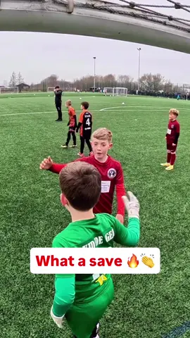 Wholesome moment with the bros ❤️ (via kid_de_gea/IG) #football #Soccer #ESPNSocial 