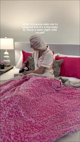 cozied up in my NEW bonnet‼️ ⁠ Here is the third and final drop of our three part bonnet launch: The Halo Bonnet ⁠😇 ⁠ 🪽made from 100% Mulberry silk (as always)⁠ 🪽prevents frizz, tangling, & breakage⁠ 🪽double lined in 100% silk⁠ 🪽perfect for any hair type or protective style ⁠ Shop our Halo Bonnet coming in 3 signature shades: Black, Champagne, & Pink. Shop all 3 colors and styles now!! 💖  #fyp #hairtok #silk