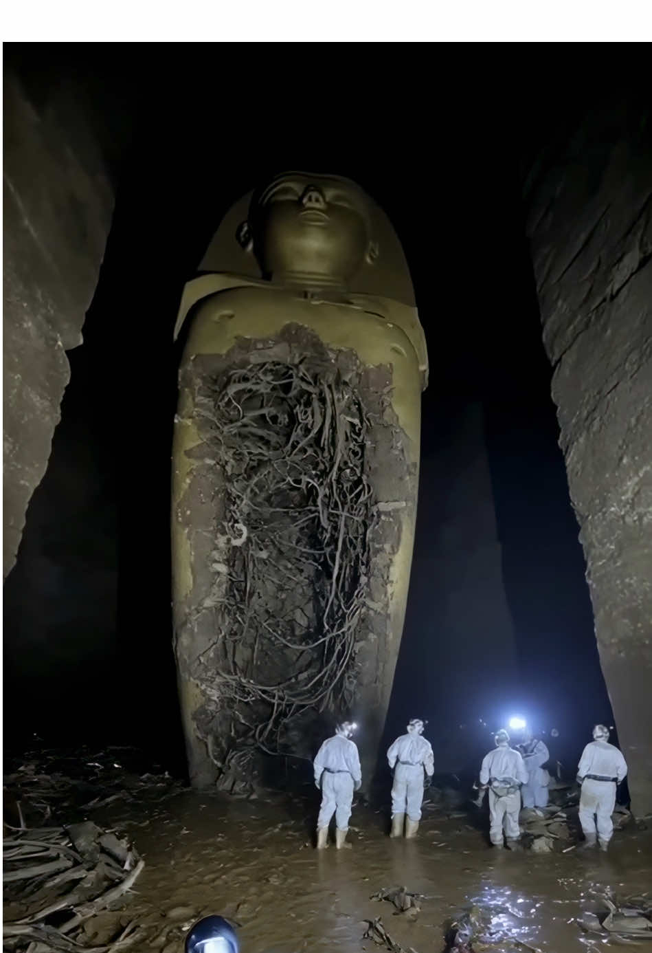 #lostcivilization #mystery #conspiracytiktok #ancienthistory #caveexploring 