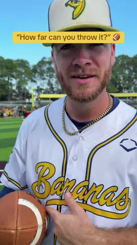 Bro LAUNCHED that before tonight’s Bananas game 🍌 #baseball #MLB #mlbtheshow #savannahbananas 