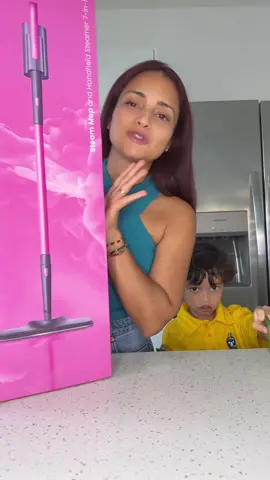 No hay nada como Mama Latina saber que tu piso este bien limpio  #cleaningtiktok #cleaningtips #cleaning