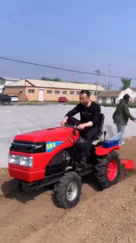 Export-oriented multifunctional riding small four-wheel tractor, one machine for multiple uses, saving labor and effort, can be used with various agricultural implements, simple and flexible operation, economical and practical, suitable for use in various complex terrains, reducing labor intensity, improving work efficiency, a good helper for agricultural planting#Factory #tractor #daily #tiktok #fyp #agriculture#agricultural machinery#Agricultural planting#export trade#Factory sales