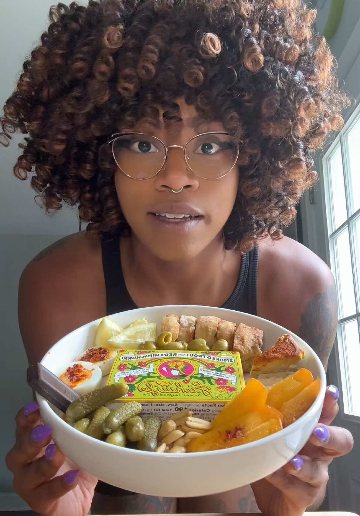 Let’s make the a high protein snack plate! 🙂‍↕️ #munchies #girldinner #tinnedfish 