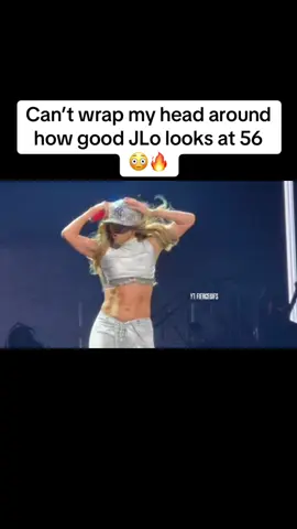JLo looks absolutely stunning #jenniferlopez #viral #foryoupage #fyp 
