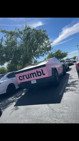 Here we go again with the pink crumbl cyber truck 🩷😍🤏🏻  #foryoupage #viral #makemefamous #crumblecookie 