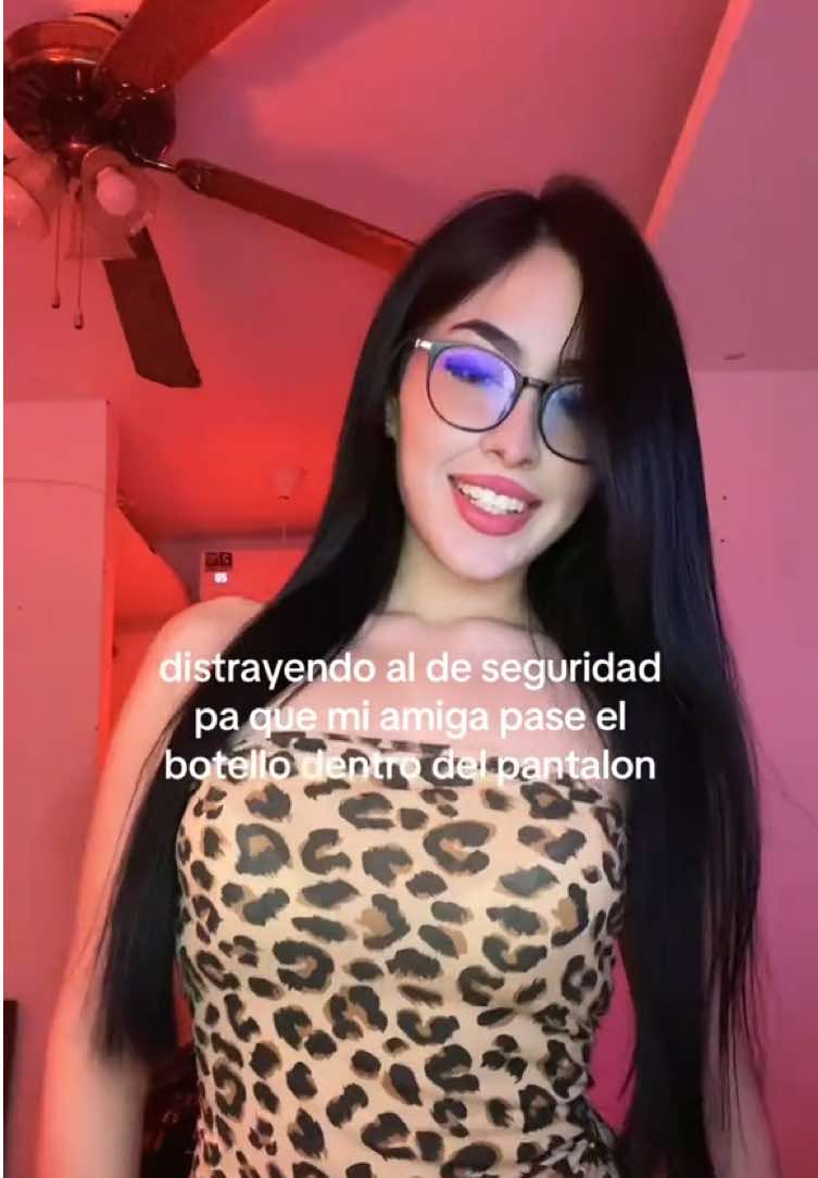 esa Isabella 🤷🏻‍♀️🤷🏻‍♀️ @Maisak @Jombriel🩸🆕 